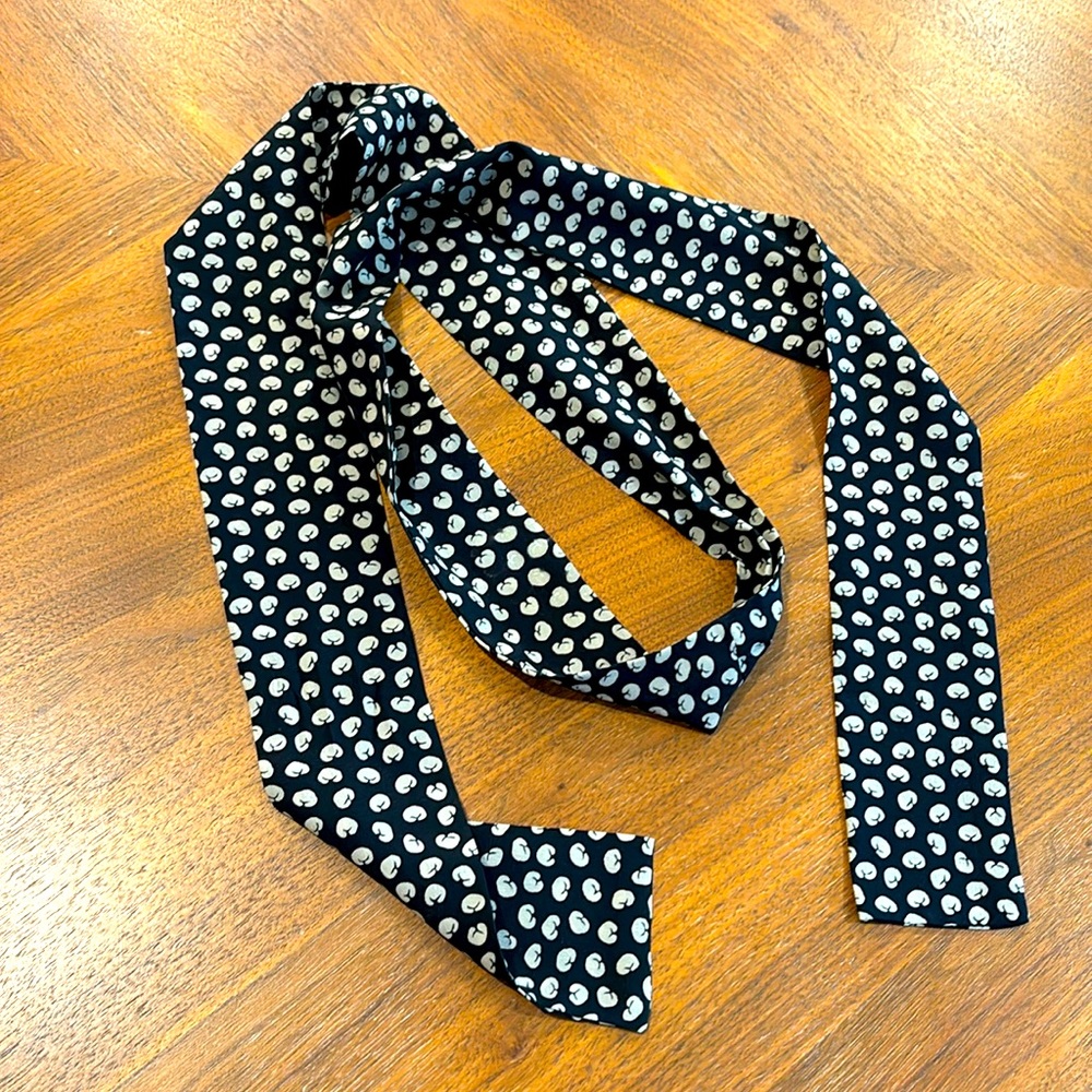 silk hair or neck scarf